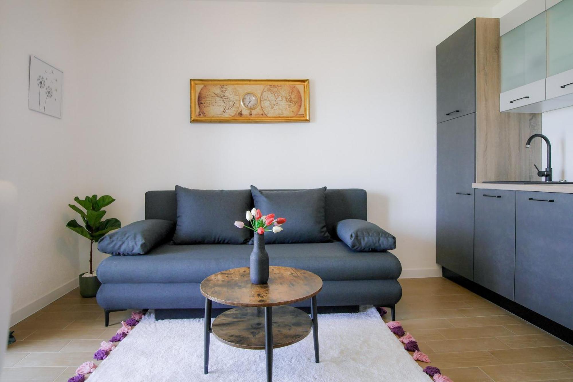 Villa Stipe Jesenice  Luaran gambar