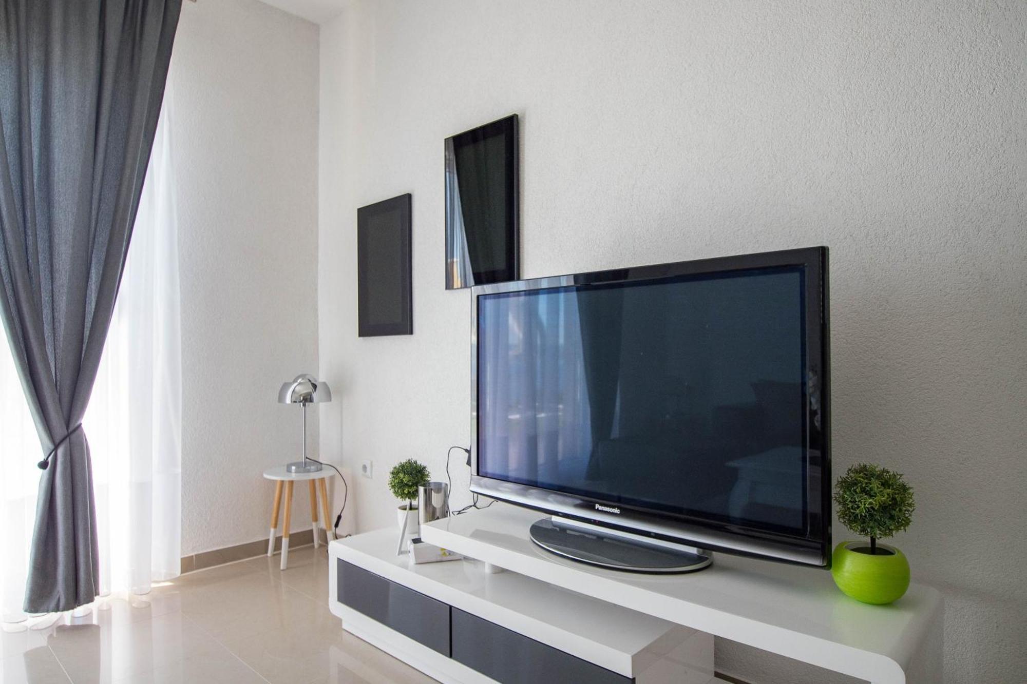 Villa Stipe Jesenice  Luaran gambar
